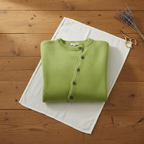 Cardigan in Cashmere con Chiusura a Bottoni Diagonale