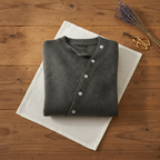 Cardigan in Cashmere con Chiusura a Bottoni Diagonale