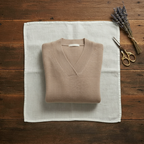 Jersey de cachemira con cuello en V