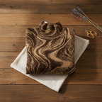 Jersey de cuello alto de cachemira con estampado de remolinos