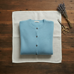 Kasjmier vest met ronde hals en knopen