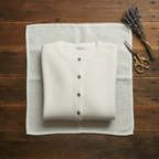 Kasjmier vest met ronde hals en knopen