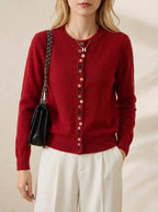 Kaschmir-Cardigan mit Rundhalsausschnitt und mehrfarbigen Knöpfen