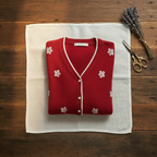 Kasjmier vest met V-hals en geborduurde accenten