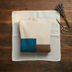 Jersey de cuello alto de cachemir con rayas horizontales