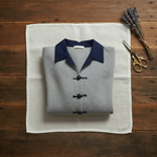 Kaschmir-Cardigan mit Kragen und Knebelknöpfen